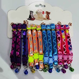 Collar estampado metalizado